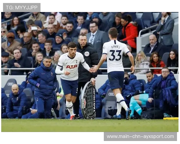 热刺补时绝平曼城，英超榜首格局又被搅乱——足球狂潮再掀波澜